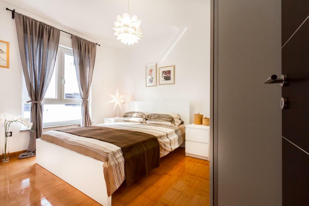 City Stylish Apartment Пула Екстериор снимка