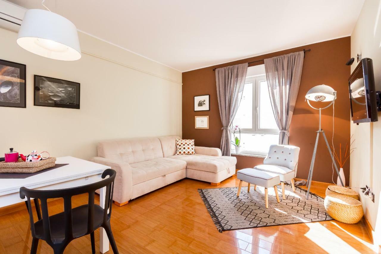 City Stylish Apartment Пула Екстериор снимка