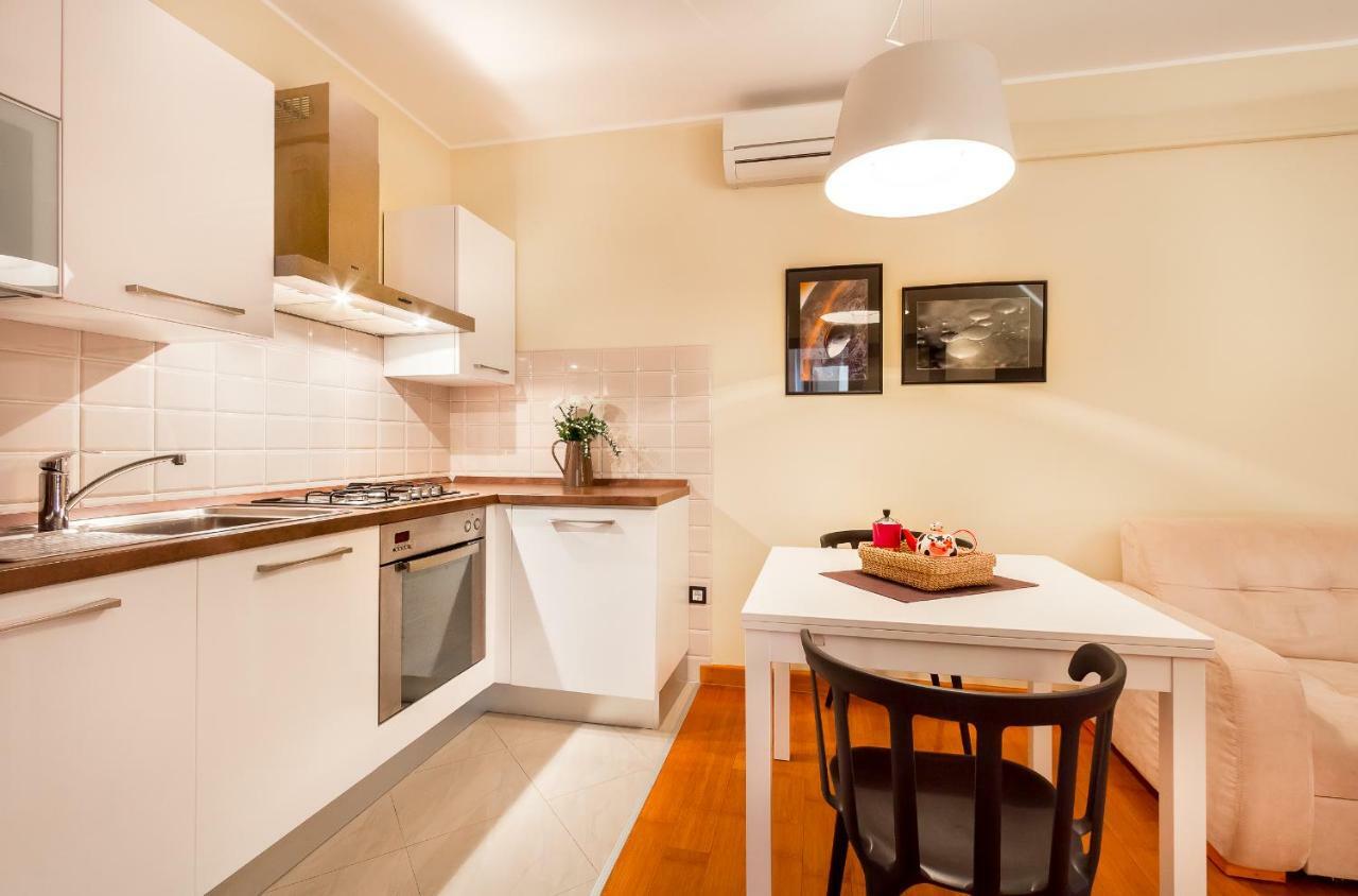 City Stylish Apartment Пула Екстериор снимка